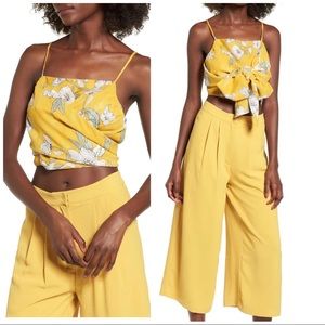 Chriselle x JOA Yellow Floral Front Tie Crop Top S